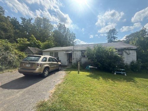 18 Pettit Ave, Kingston, NY, 12401 | Card Image