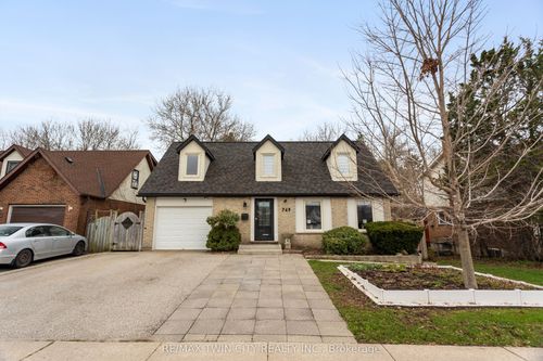 769 Scottsdale Dr, Guelph, ON, N1G3N7 | Card Image