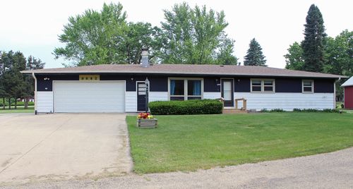 9682 Orr Ln, WINNEBAGO, IL, 61088-9758 | Card Image