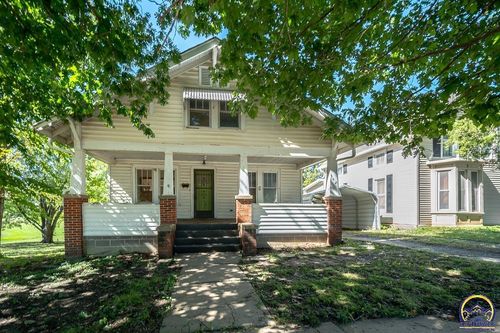 502 Sycamore St, Valley Falls, KS, 66088-1321 | Card Image