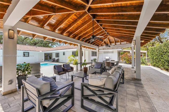 2325 Alhambra Cir, House other with 4 bedrooms, 3 bathrooms and null parking in Coral Gables FL | Image 22