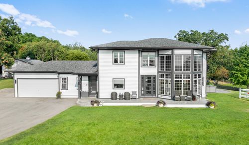 W1940 County Road D, Burlington, WI, 53105-2647 | Card Image