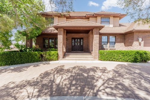 592 N Dusk Dr, St George, UT, 84770-5140 | Card Image