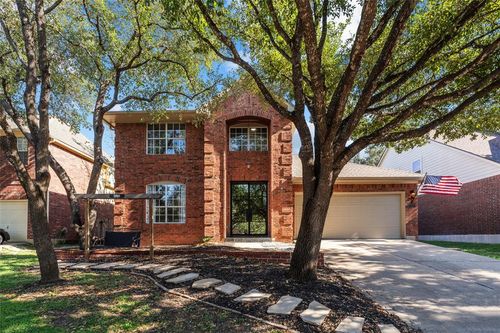 3901 Caney Creek Rd, Austin, TX, 78732-2215 | Card Image
