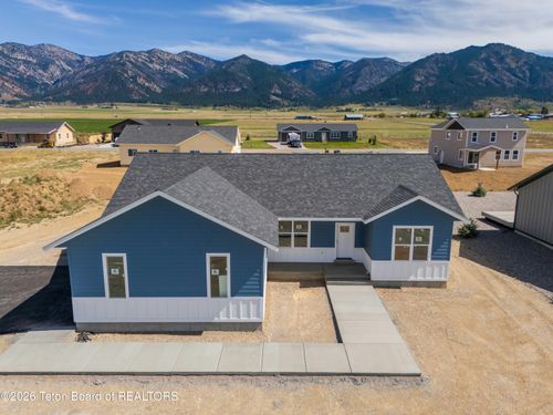 576 Little Greys Loop, Etna, WY, 83118 | Card Image