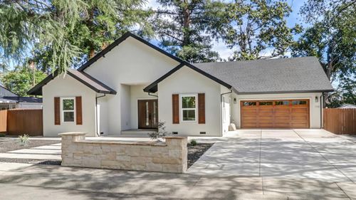 710 Hillcrest Ave, Roseville, CA, 95678-4009 | Card Image
