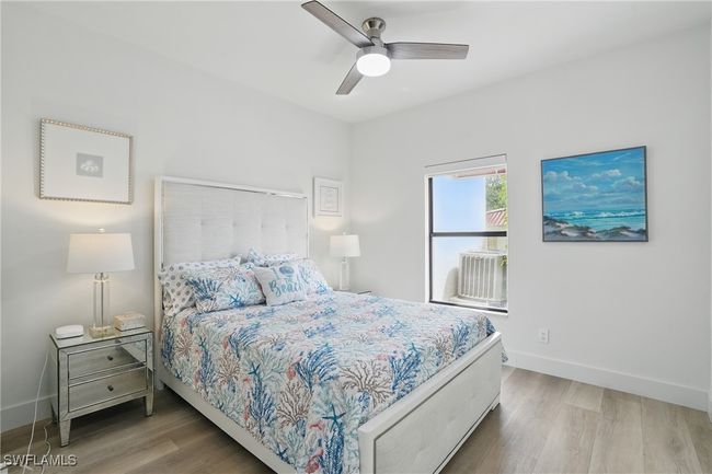 547 Serendipity Dr, Condo with 3 bedrooms, 2 bathrooms and null parking in NAPLES FL | Image 11