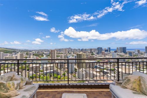 phw-1010 Wilder Ave, Honolulu, HI, 96822-2685 | Card Image