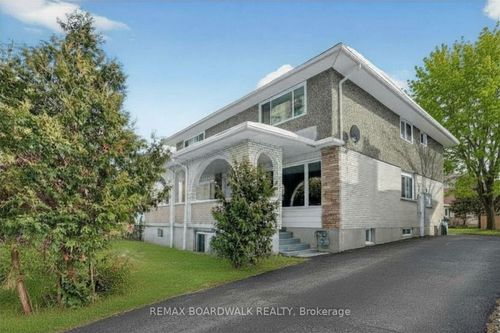2666 Regina St, Ottawa, ON, K2B6X8 | Card Image