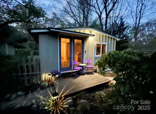 75 Cisco Rd, Asheville, NC, 28805-1335 | Card Image