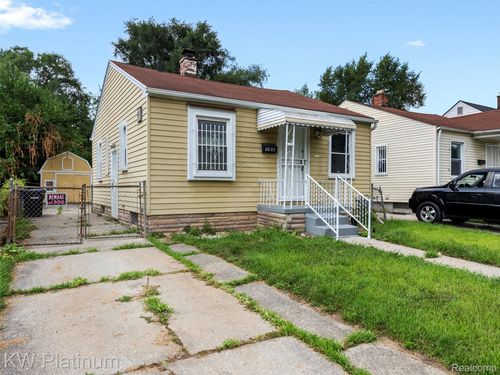6803 Plainview Ave, Detroit, MI, 48228-4940 | Card Image
