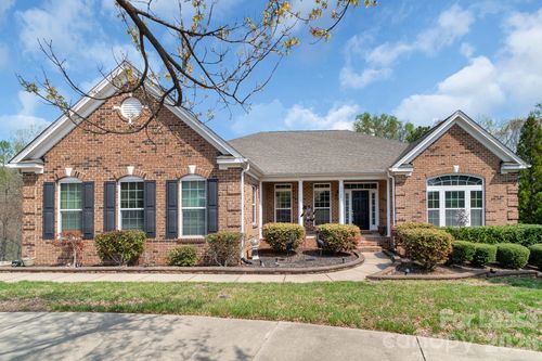 3048 Arsdale Rd, Waxhaw, NC, 28173-7151 | Card Image