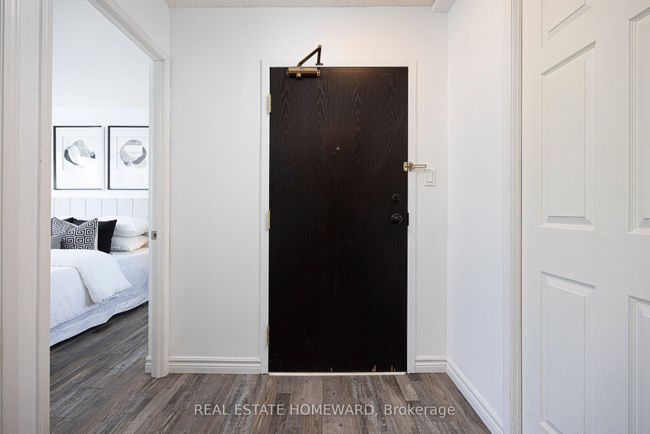 503 - 716 Kingston Rd, Condo with 2 bedrooms, 1 bathrooms and 1 parking in Toronto ON | Image 27