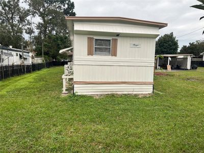 9124 Kosimo Street, House other with 2 bedrooms, 1 bathrooms and null parking in New Port Richey FL | Image 2