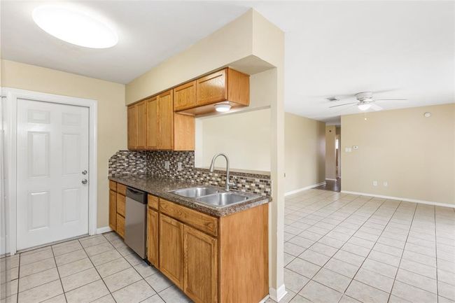 1101 E Rutgers Ln, House other with 3 bedrooms, 2 bathrooms and 2 parking in Deer Park TX | Image 13