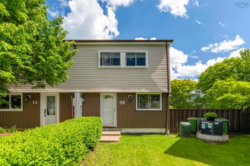 38 Drumdonald Rd, Halifax, NS, B3P2K9 | Card Image