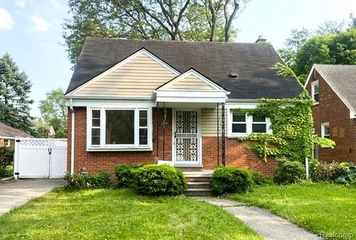 25695 Orchard Dr, Dearborn Heights, MI, 48125-1046 | Card Image