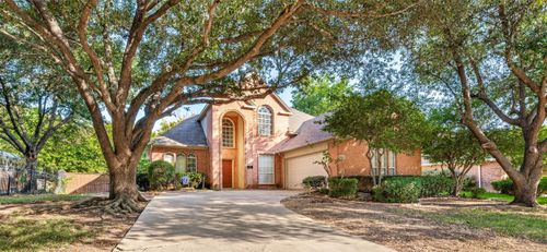 2320 Kingsley Dr, Grand Prairie, TX, 75050-2113 | Card Image