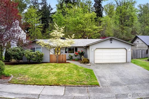 16616 133rd Place Se, Renton, WA, 98058 | Card Image