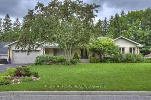 26 Sherwood Road E, Ajax, ON, L1T2Y8 | Card Image