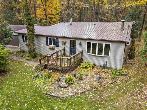 W6763 Curt Black Road, Wescott, WI, 54166 | Card Image