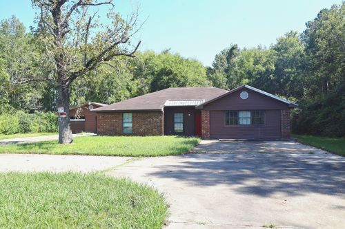 6680 Helbig Rd, Beaumont, TX, 77708-3157 | Card Image