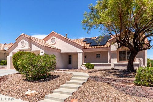 9840 Kernville Dr, Las Vegas, NV, 89134-7875 | Card Image