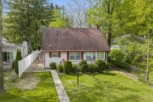 65351 E Peninsula Drive, Calvin Township, MI, 49031 | Card Image