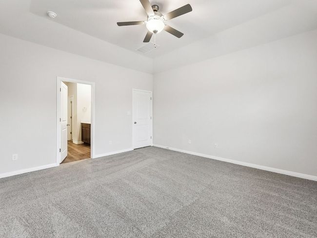 163 El Cosmico Dr, House other with 5 bedrooms, 3 bathrooms and 4 parking in Kyle TX | Image 21