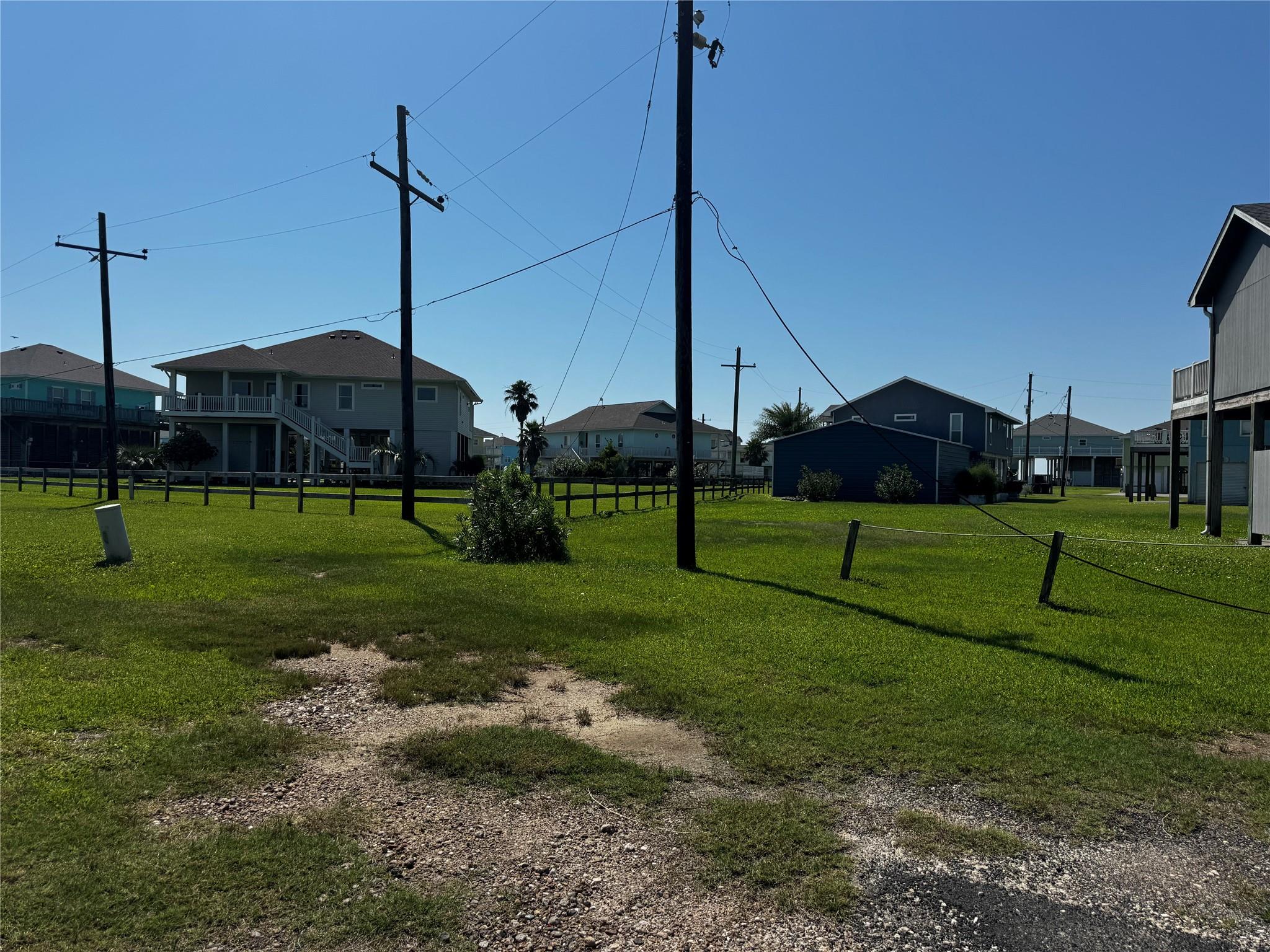 Land in Crystal Beach 4