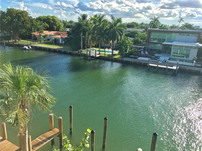 5E-N - 9940 W Bay Harbor Dr, Condo with 2 bedrooms, 2 bathrooms and null parking in Bay Harbor Islands FL | Image 8