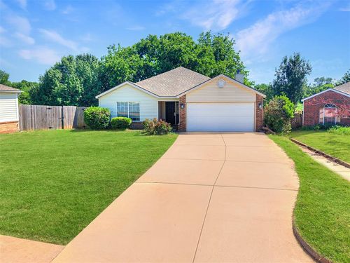 1012 Shadowlake Road, Norman, OK, 73071 | Card Image