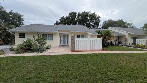 4000 Poinciana Ct, PALM HARBOR, FL, 34684-3309 | Card Image