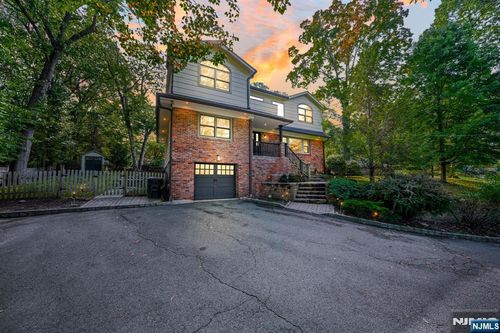 160 Grandview Ave, North Caldwell, NJ, 07006-4740 | Card Image