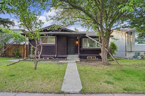 1152 Ranchlands Blvd Nw, Calgary, AB, T3G1G5 | Card Image