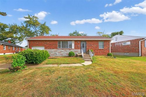 9219 Sundown Dr, Saint Louis, MO, 63136-5042 | Card Image