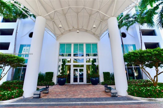 APT-1024 - 7900 Harbor Island Dr, Condo with 1 bedrooms, 2 bathrooms and null parking in North Bay Village FL | Image 54