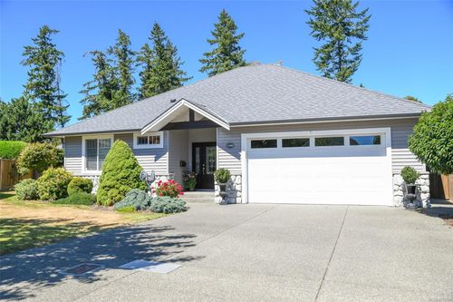 1790 Yew Crt, Comox, BC, V9M2L6 | Card Image