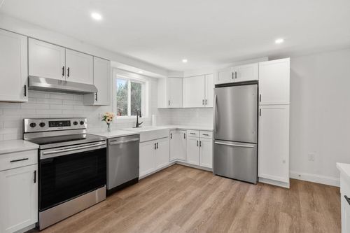 855-855 S Main St, Bellingham, MA, 02019-1852 | Card Image