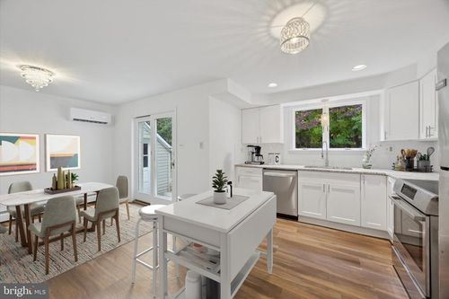 3209 Charles Griffin Dr, Garnet Valley, PA, 19060-2203 | Card Image