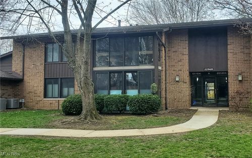 unit-203-22968 Maple Ridge Rd, North Olmsted, OH, 44070-1448 | Card Image