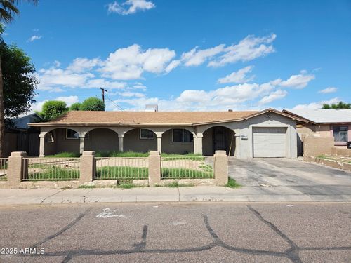 6110 W Monterey Way, Phoenix, AZ, 85033-5324 | Card Image