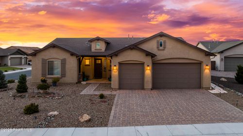 7700 E Serenade Cir, Prescott Valley, AZ, 86315-0013 | Card Image