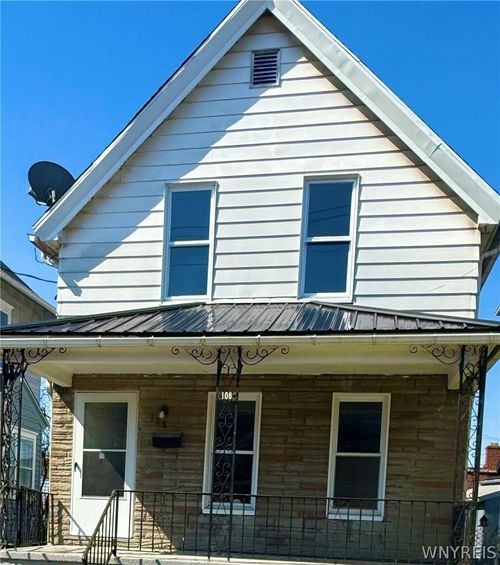 108 Baxter Street Street, Buffalo, NY, 14207 | Card Image