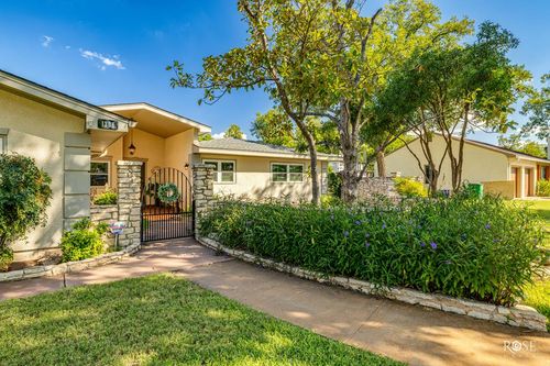 1306 S Monroe St, San Angelo, TX, 76901-4420 | Card Image