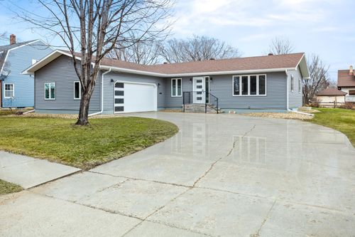 610 4th St N, Wahpeton, ND, 58075-3937 | Card Image