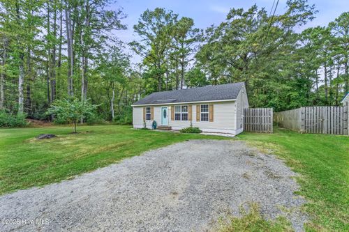 1151 Old 30 Road, Maysville, NC, 28555 | Card Image
