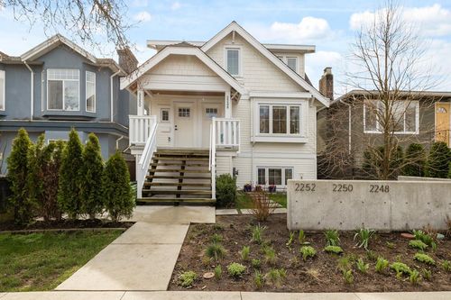 2248 Grant St, Vancouver, BC, V5L2Z7 | Card Image