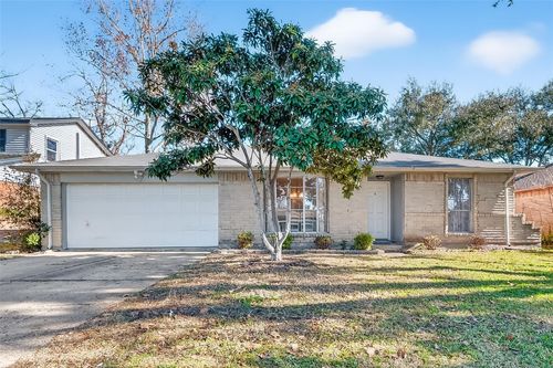 17115 Bougainvilla Ln, Friendswood, TX, 77546-3424 | Card Image