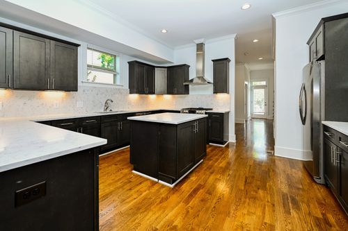 b-341 Edwin St, Nashville, TN, 37207-5117 | Card Image